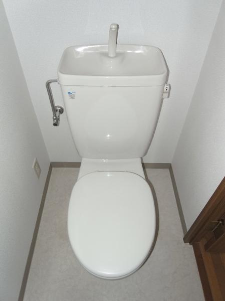 トイレ　トイレ