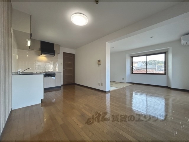 居室・リビング　リビング