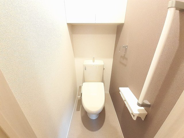 トイレ　コンパクトで使いやすいトイレです