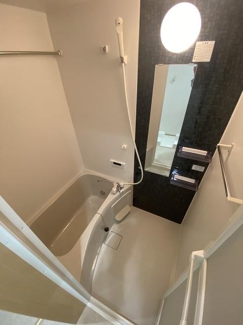 バス・シャワールーム　一日の疲れを癒してくれる大事な場所。