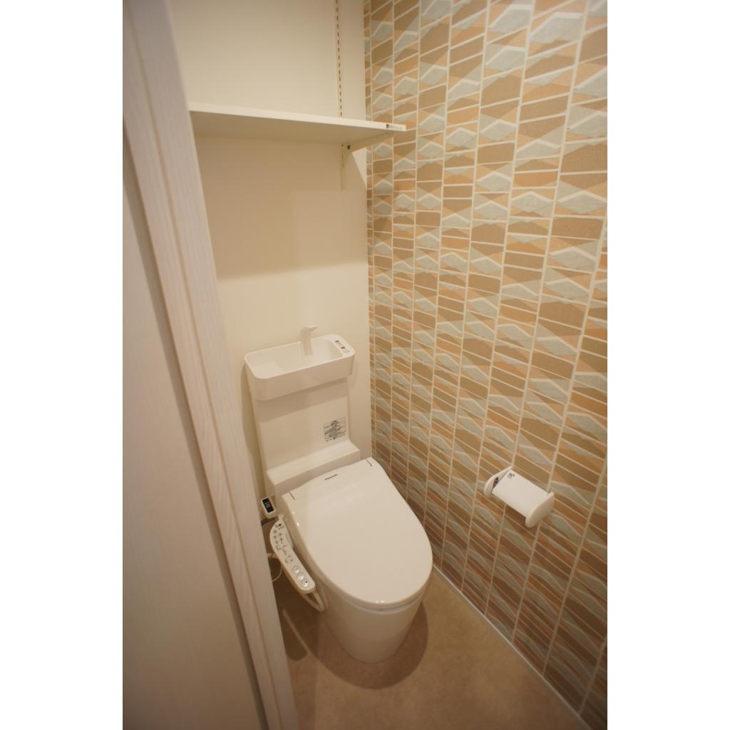 トイレ　清潔感のあるトイレです