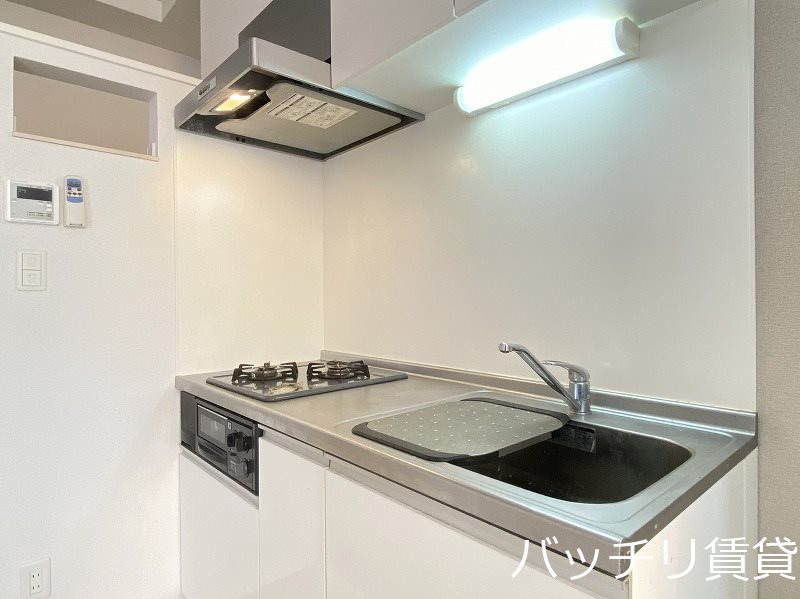 キッチン　同型タイプの為、現状を優先いたします。