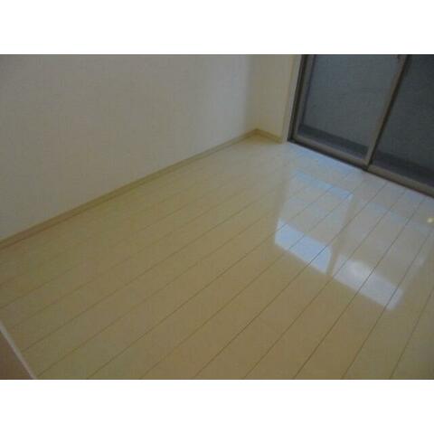 居室・リビング　フローリングです