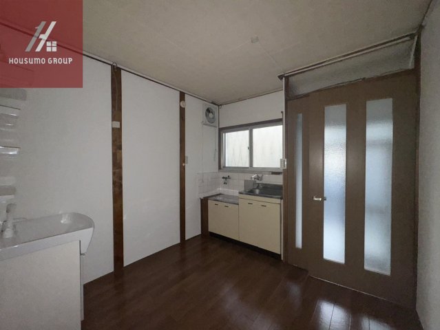 居室・リビング　居間です