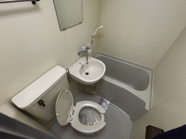 バス・シャワールーム　きれいなお風呂です