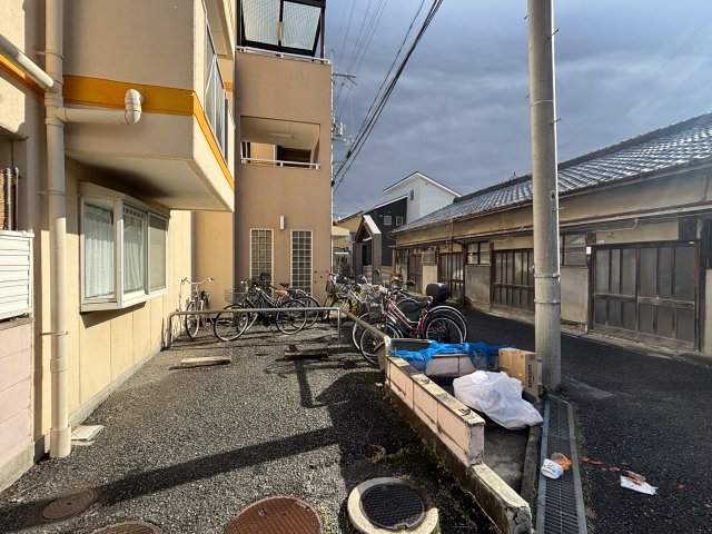 駐車場　駐車スペースもあります