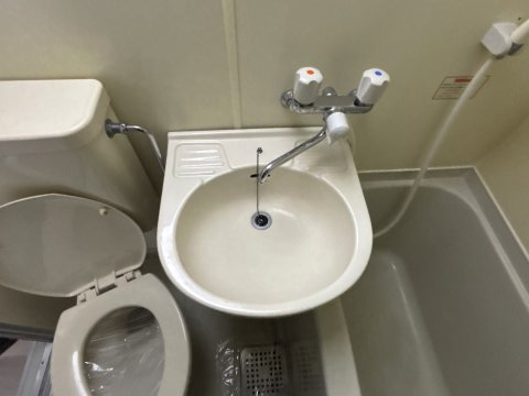 洗面設備　きれいなお風呂です
