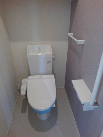 トイレ　ゆったりとした空間のトイレです