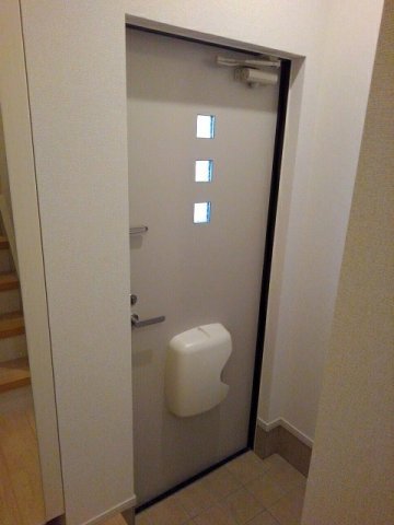 玄関　シンプルで使いやすい玄関です