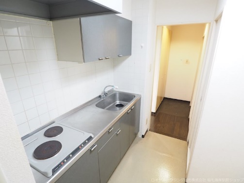 キッチン　2口コンロのシステムキッチン