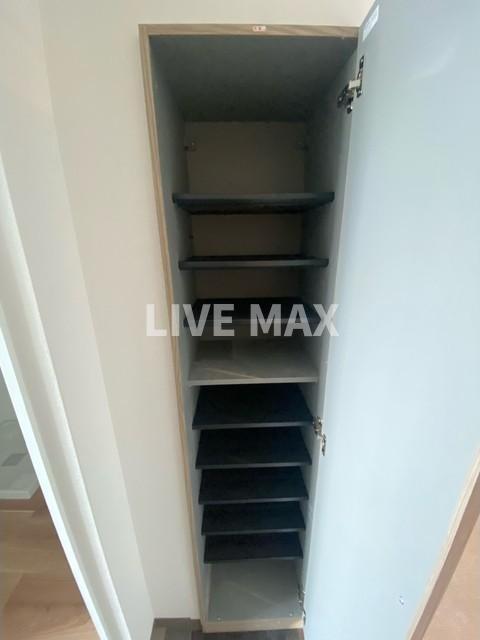 玄関　※別部屋のお写真になります