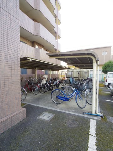 その他共有部分　屋根付き自転車置場