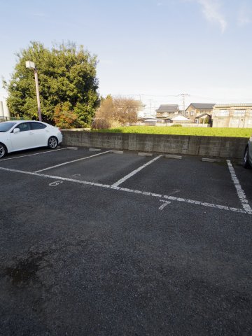 駐車場　敷地内駐車場