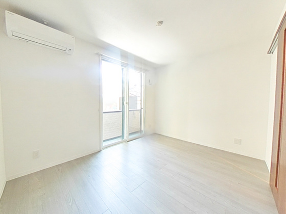 居室・リビング　※別部屋の写真です