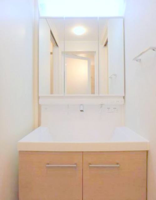 洗面設備　同仕様写真