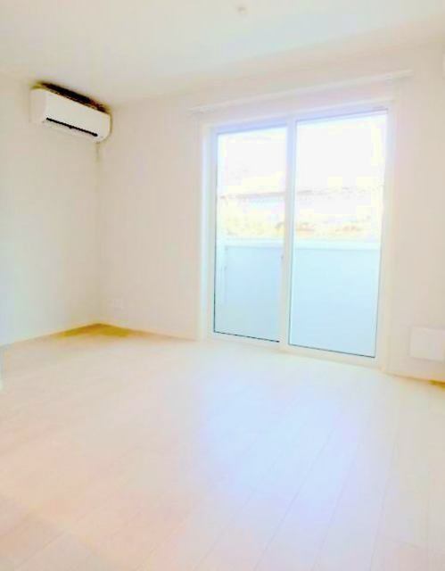 居室・リビング　同仕様写真