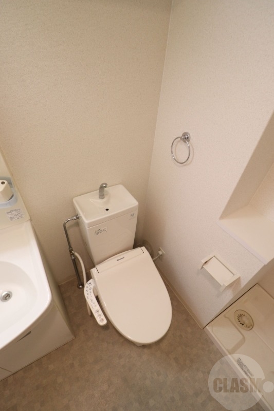 トイレ　シャワー付きトイレ