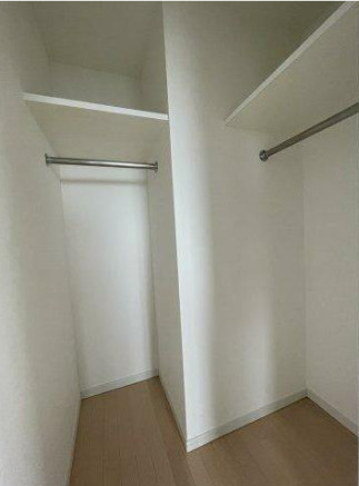 収納　ウォークインクローゼット