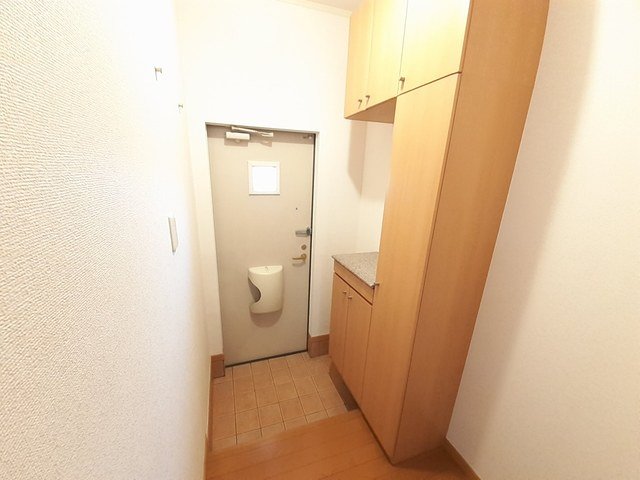 玄関　落ち着いた玄関です