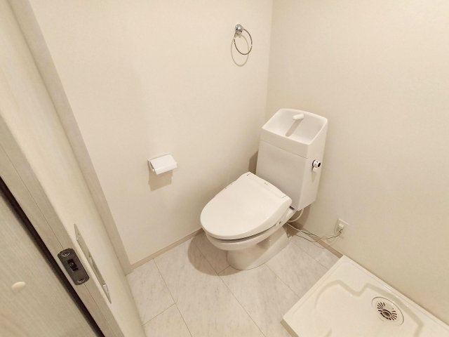 トイレ　バス・トイレ別で動線が使いやすく落ち着いて過ごせる空間です