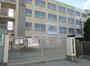 小学校　安井小学校（小学校）まで712m