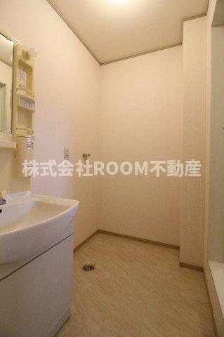 洗面設備　広い洗面スペース