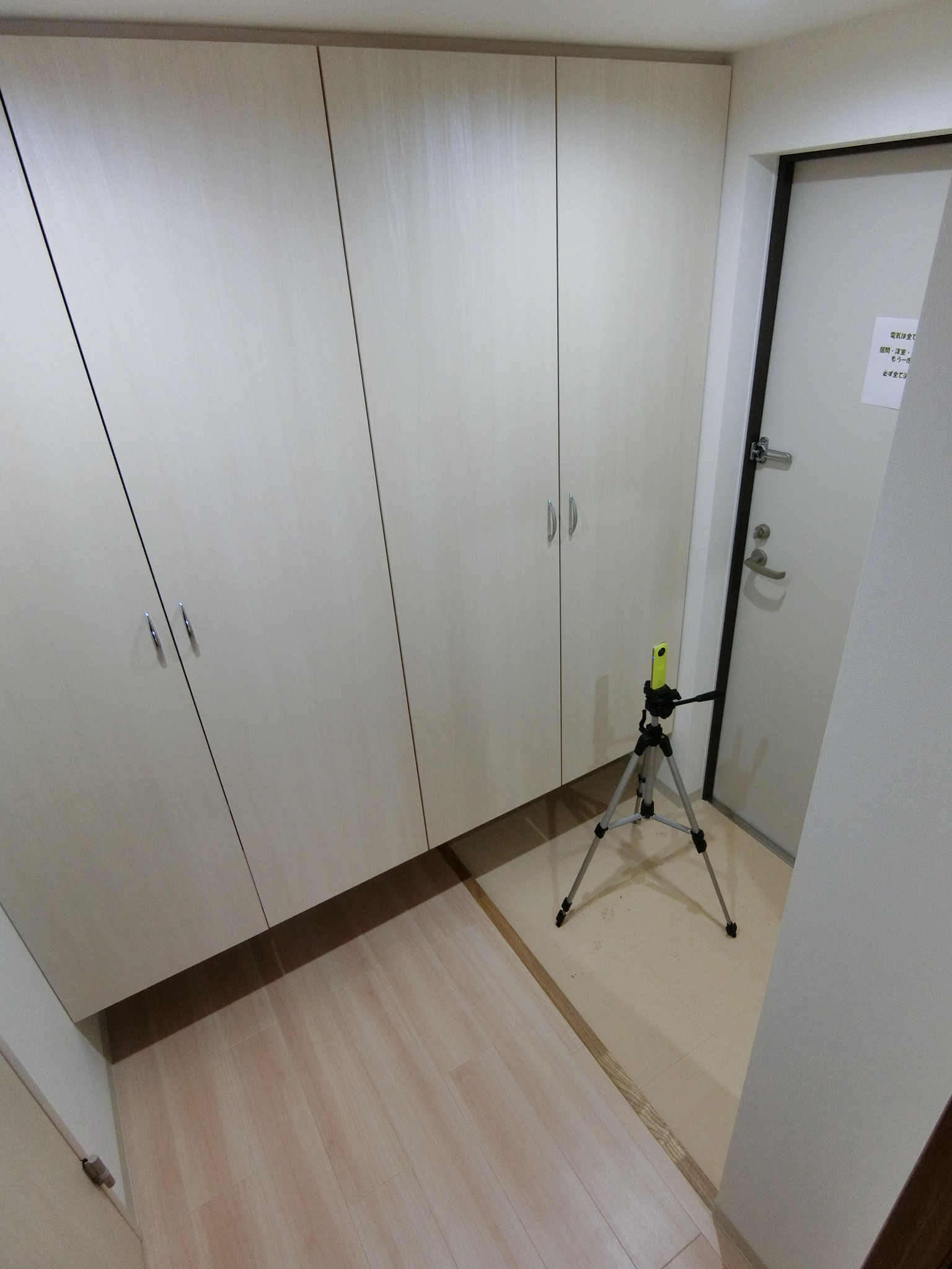 玄関