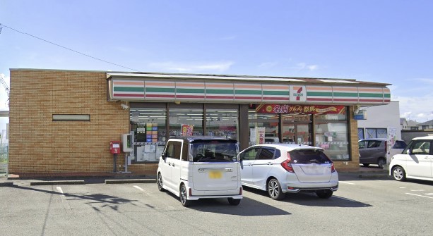 コンビニ　セブンイレブン 三井北野店（コンビニ）まで972m