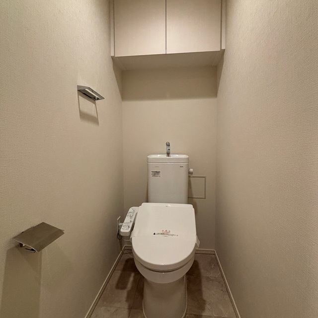 トイレ　※写真は同タイプ住戸です。