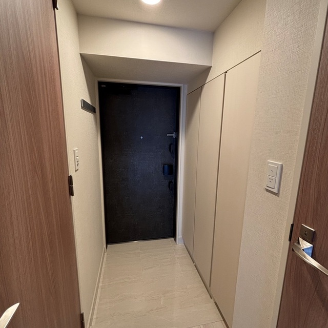 玄関　※写真は同タイプ住戸です。