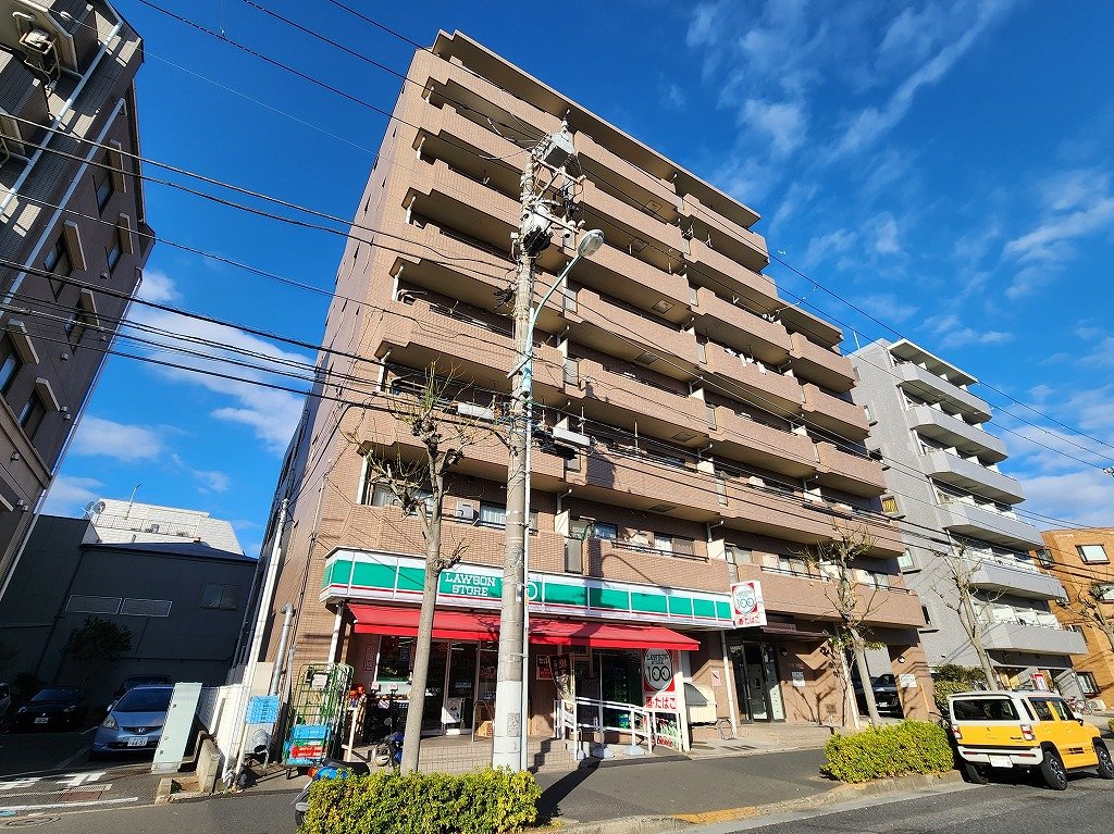 建物外観　ロイヤルシラコ　ＮＴＴインターネット接続可バイク駐輪空きあり