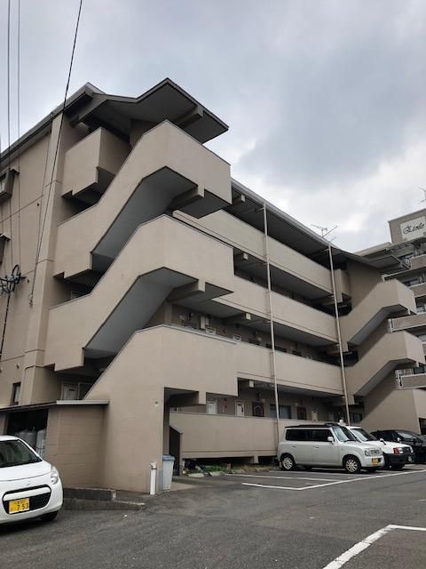 建物外観　【外観写真】ＲＣ造のマンションタイプです
