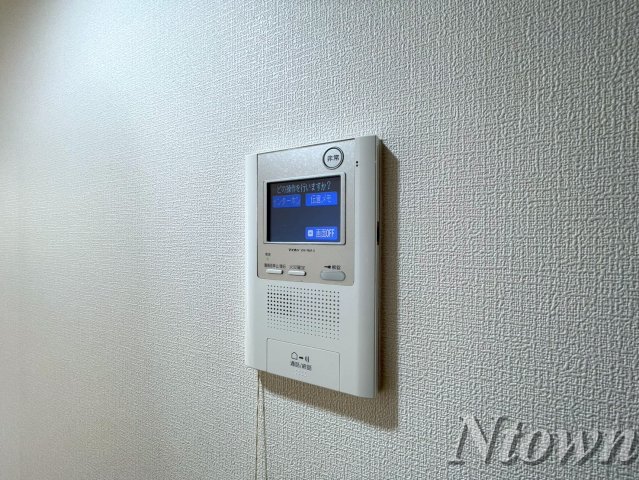 セキュリティ　モニター付きインターフォンです。