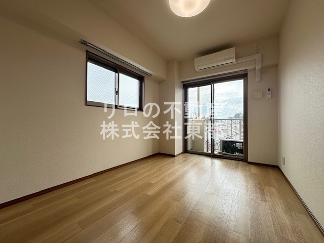 その他部屋・スペース　２面採光なので、明るく風通しのよい過ごしやすいお部屋です♪