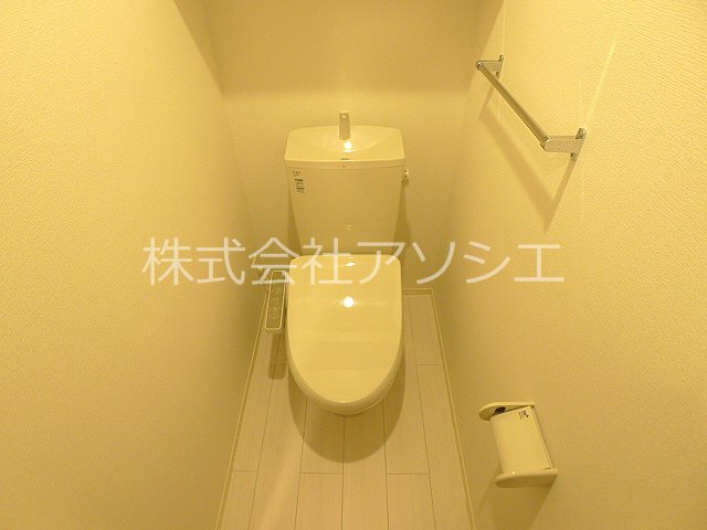 トイレ　ウォシュレット完備