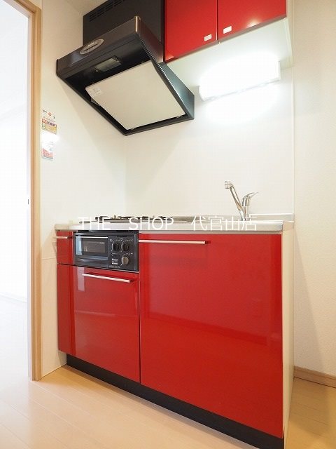 キッチン　グリル付2口システムキッチンです。
