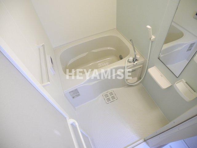 バス・シャワールーム　※室内画像は別号室のもの