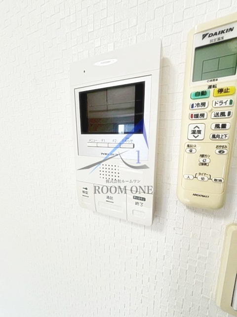 セキュリティ　モニター付きインターホンです。