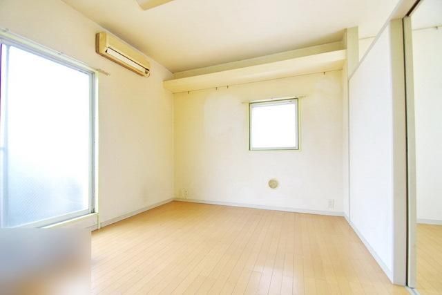 居室・リビング　※別部屋参考写真