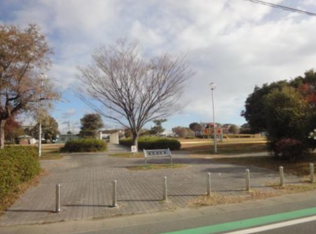 公園　瑞穂公園（公園）まで588m