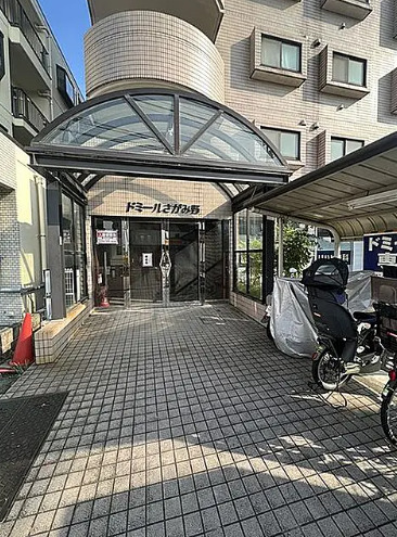 ロビー