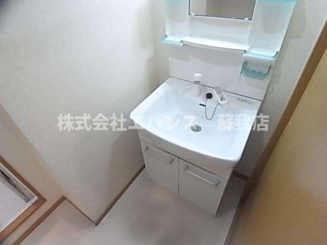 洗面設備　広い洗面スペース