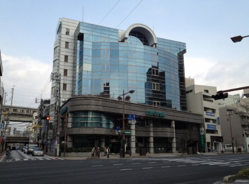 銀行　広島信用金庫三篠支店（銀行）まで738m