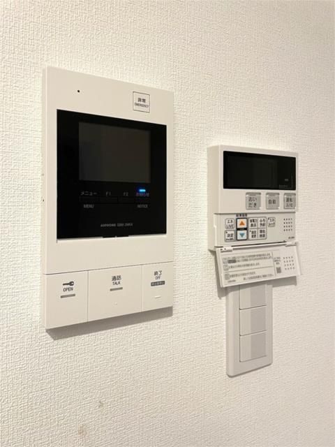 セキュリティ　モニター付きインターホン