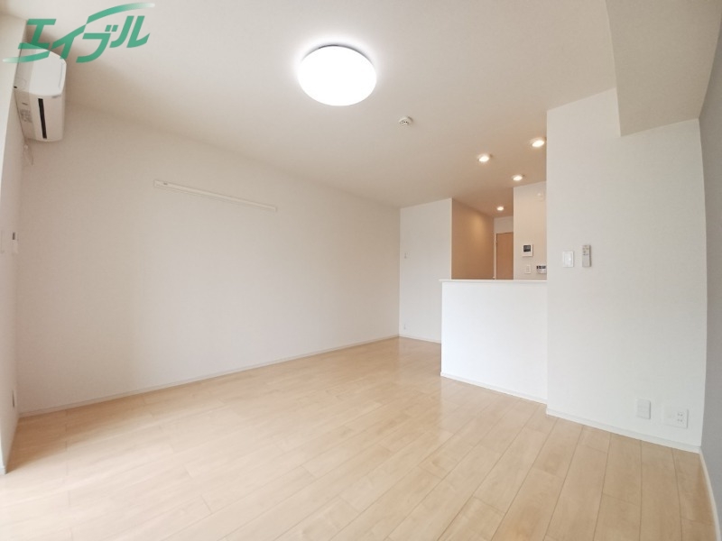 居室・リビング　同タイプ部屋写真