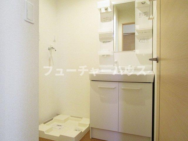 洗面設備　広い洗面スペース