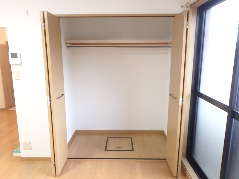 収納　クローゼット