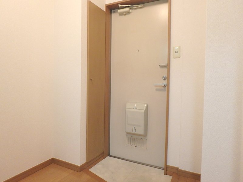玄関　玄関先