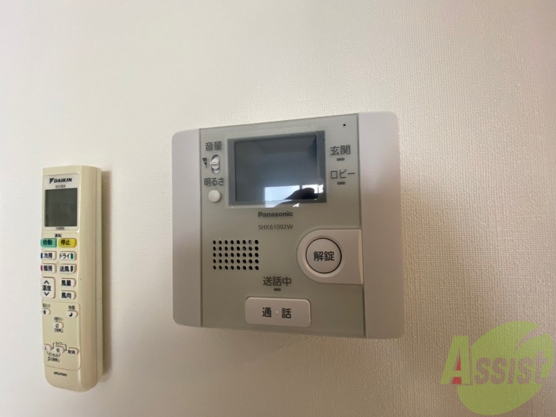セキュリティ　インターホンは通話ができるので急な訪問があっても安心です。