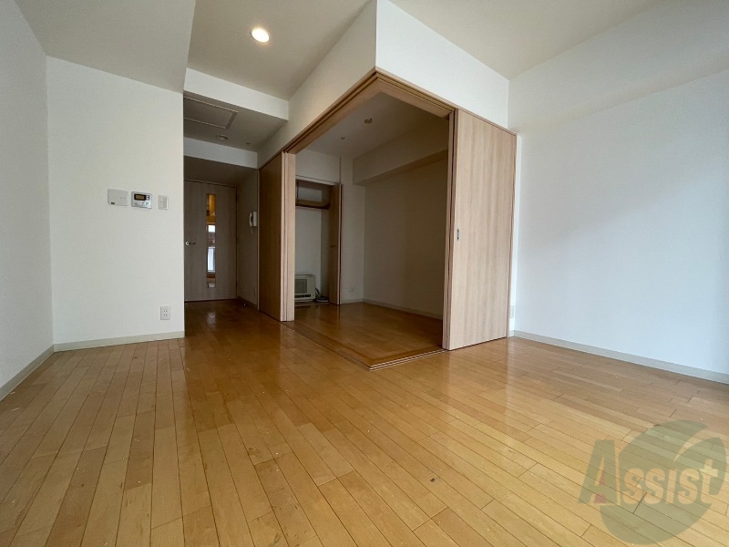 居室・リビング　広くてキレイなお部屋が広がっていて、充実した生活が送れそう。